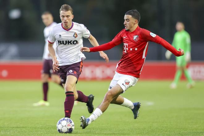 而杨佳敏通 而杨佳敏通